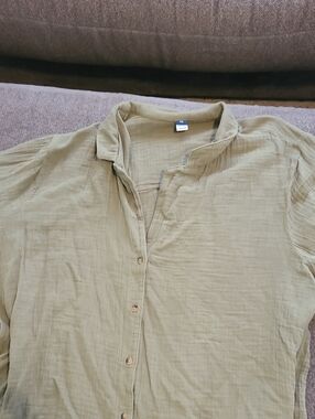 Old Navy Light Olive Button-Down Shirt